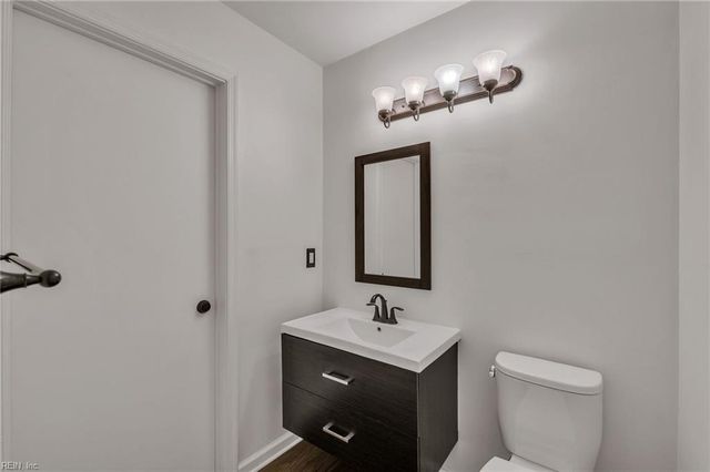 191 Nantucket PL, Newport News, VA 23606