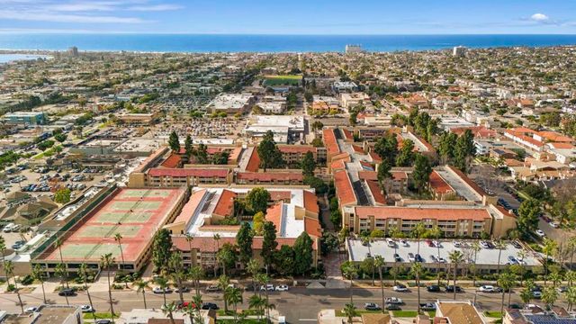 1885 Diamond St 2-222, San Diego, CA 92109