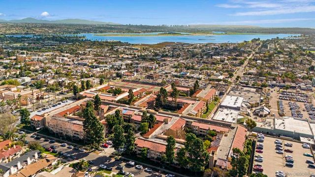 1885 Diamond St 2-222, San Diego, CA 92109