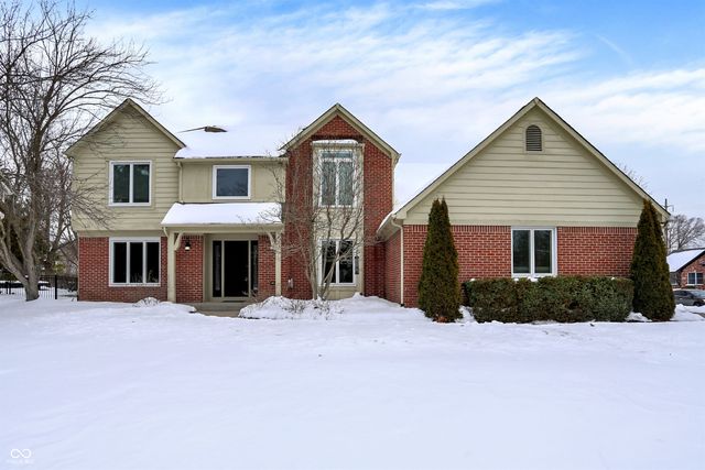 1490 Warwick Court, Carmel, IN 46033