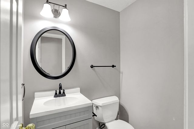 1490 Warwick Court, Carmel, IN 46033