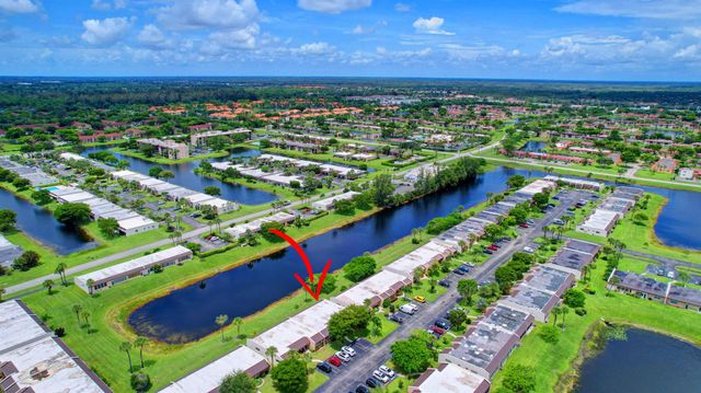 219 Lake Meryl Drive, West Palm Beach, FL 33411