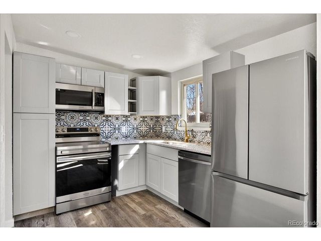 635 W Prospect Rd, Fort Collins, CO 80526