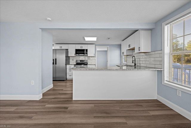 126 Ridge RD, Poquoson, VA 23662