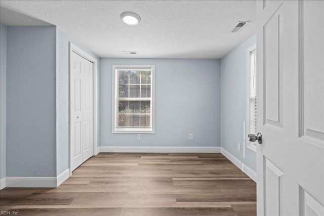 126 Ridge RD, Poquoson, VA 23662