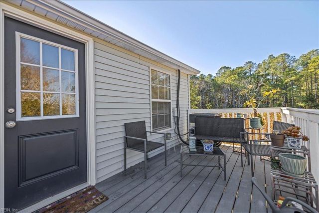 126 Ridge RD, Poquoson, VA 23662