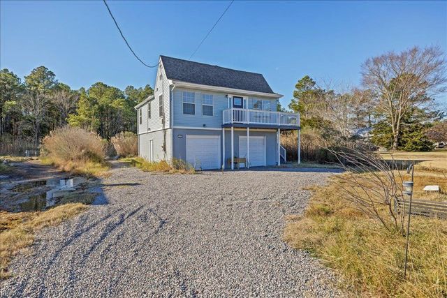 126 Ridge RD, Poquoson, VA 23662