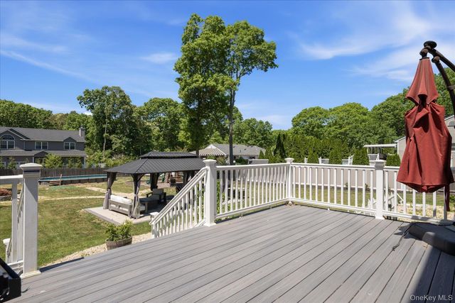 82 Blydenburgh Road, Centereach, NY 11720