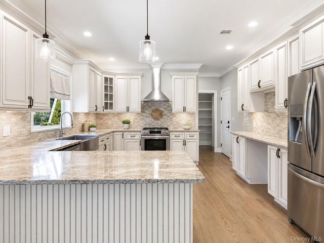 82 Blydenburgh Road, Centereach, NY 11720