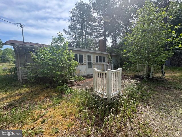 17194 NEW BALTIMORE RD, Milford, VA 22514