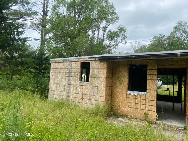 76 State Farm Road, New Scotland, NY 12186