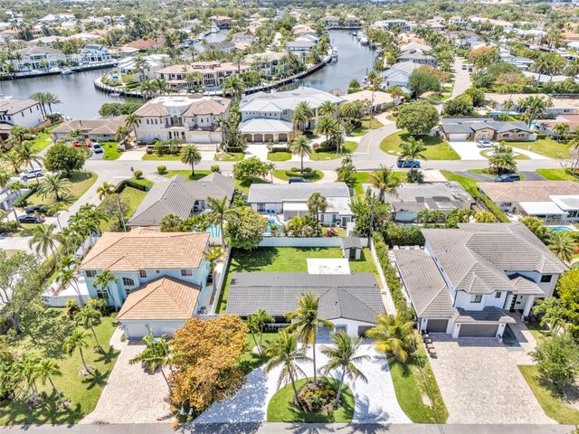 3231 NE 27th Ter, Lighthouse Point, FL 33064