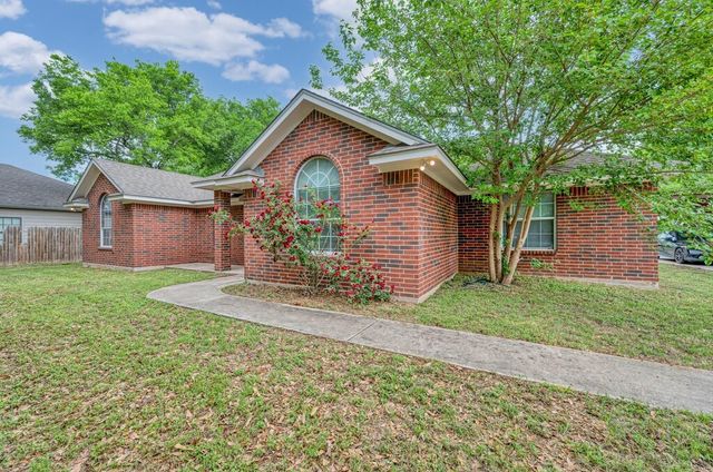 2618 S 2nd Street, Waco, TX 76706
