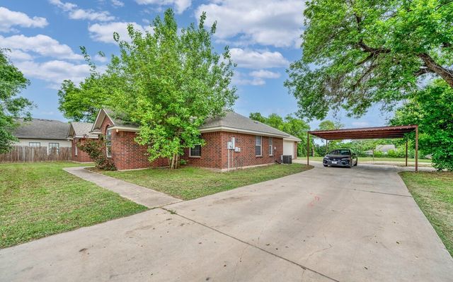 2618 S 2nd Street, Waco, TX 76706