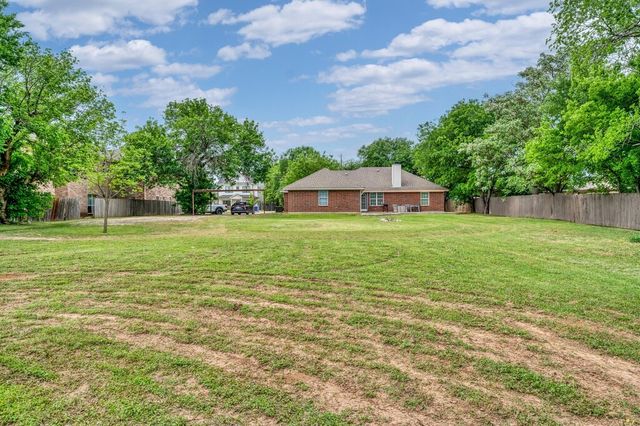2618 S 2nd Street, Waco, TX 76706