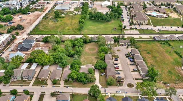 2618 S 2nd Street, Waco, TX 76706