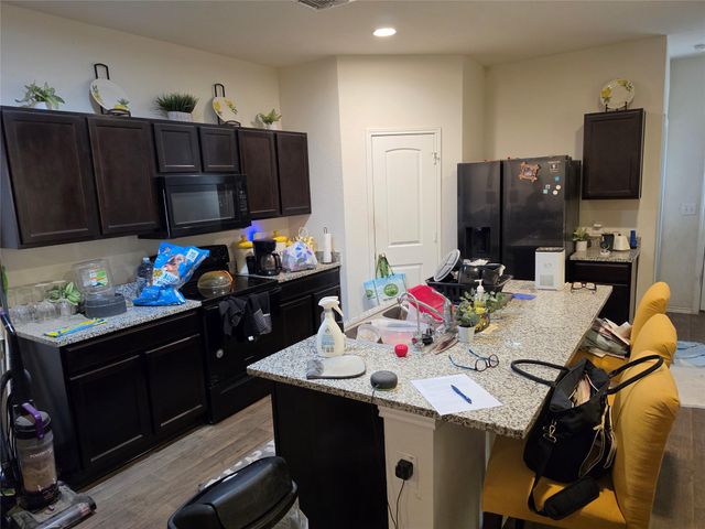 12004 Pyrite RD, Manor, TX 78653