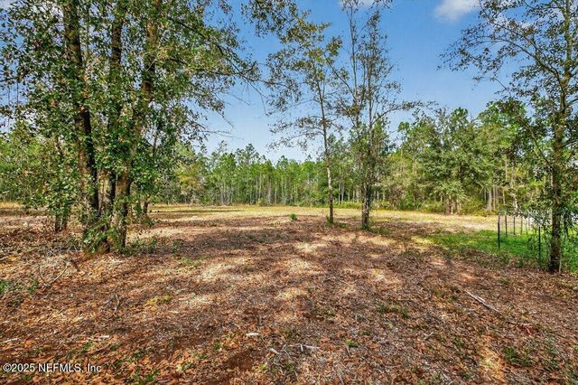 10545 BAYLOR Avenue, Hastings, FL 32145