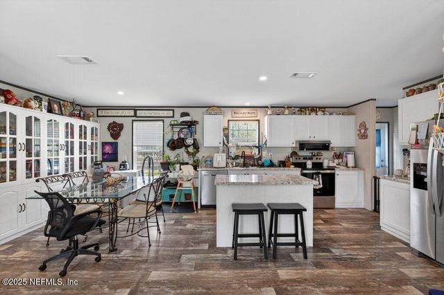 10545 BAYLOR Avenue, Hastings, FL 32145