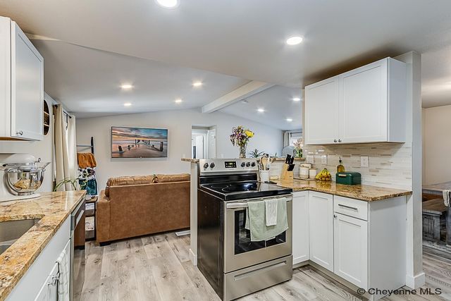 913 E PROSSER RD, Cheyenne, WY 82007