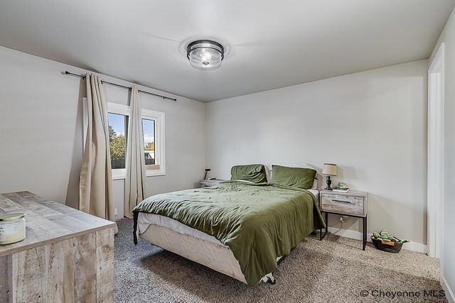 913 E PROSSER RD, Cheyenne, WY 82007