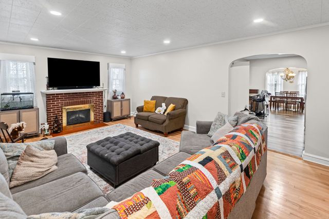 710 Pavey Avenue, Mt Vernon, IL 62864