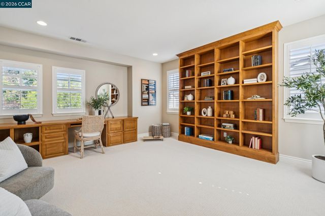 256 Abigail Cir, Danville, CA 94506