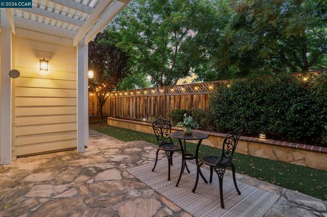 256 Abigail Cir, Danville, CA 94506