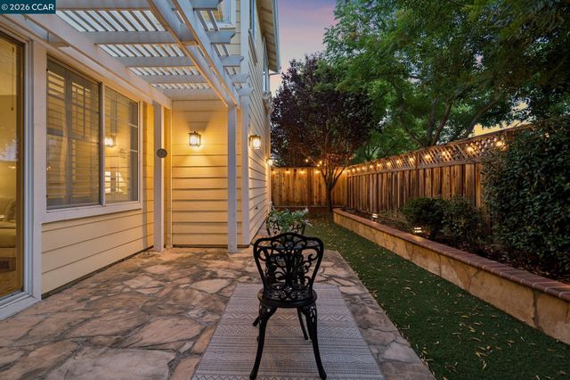 256 Abigail Cir, Danville, CA 94506