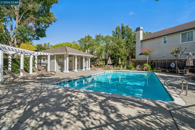 256 Abigail Cir, Danville, CA 94506