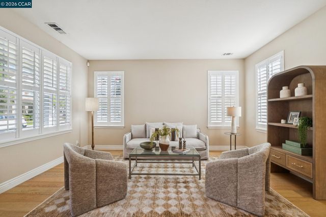 256 Abigail Cir, Danville, CA 94506