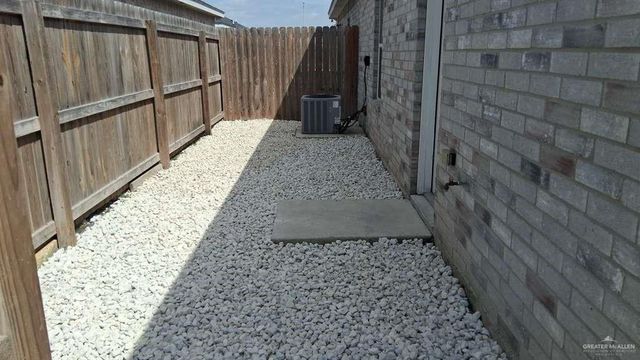 904 W Mahala Avenue 2, Mission, TX 78573