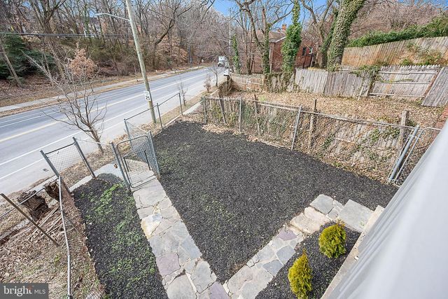 525 OAKWOOD ST SE, Washington, DC 20032