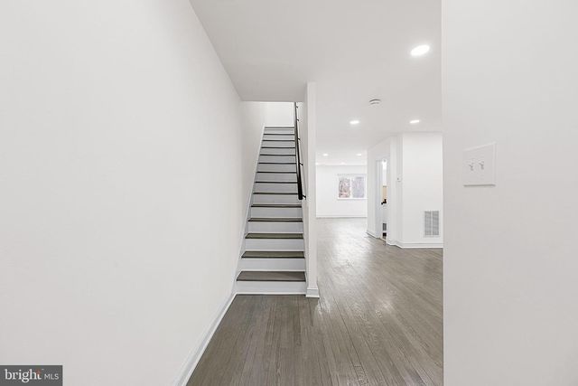 525 OAKWOOD ST SE, Washington, DC 20032