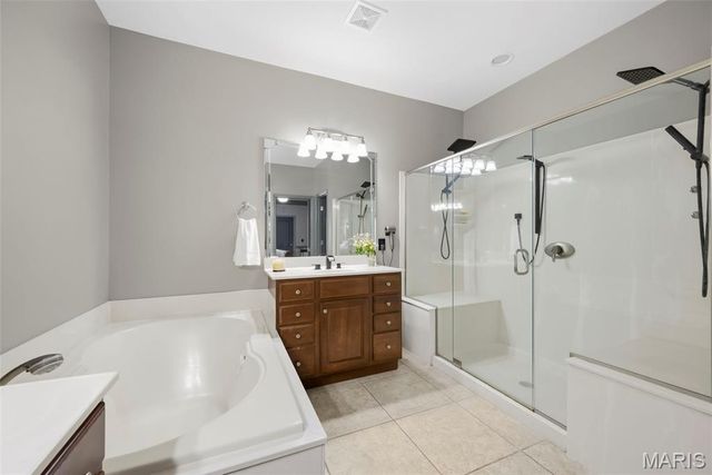 1 Priority Drive N, Wentzville, MO 63385