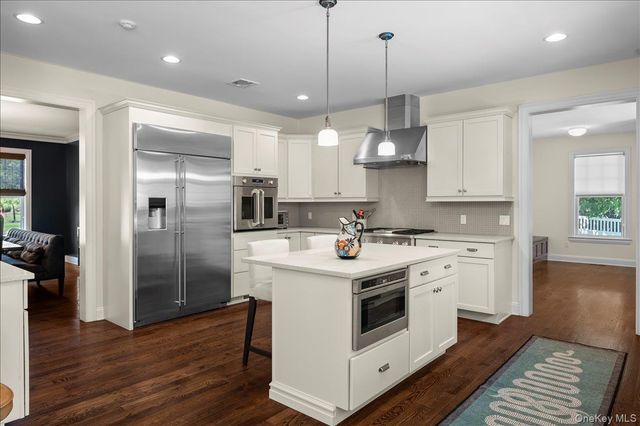 17 Riverton Drive, Nyack, NY 10960