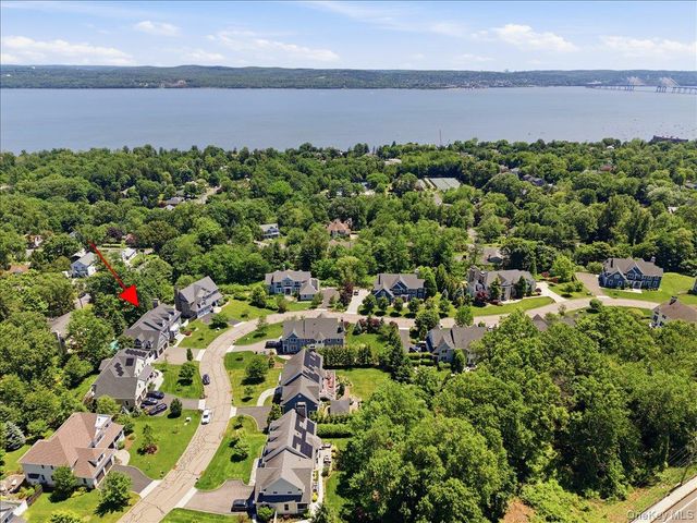 17 Riverton Drive, Nyack, NY 10960