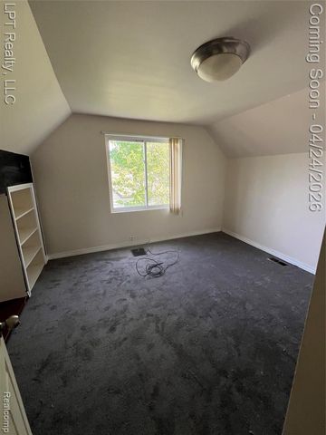 25556 Elsinore, Redford, MI 48239
