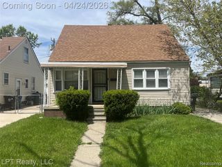 25556 Elsinore, Redford, MI 48239