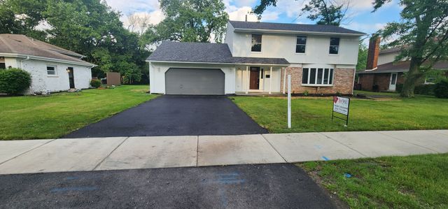 1421 Lawrence Crescent, Flossmoor, IL 60422