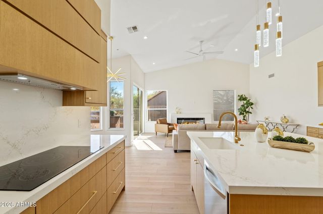 11222 E OBERLIN Way, Scottsdale, AZ 85262