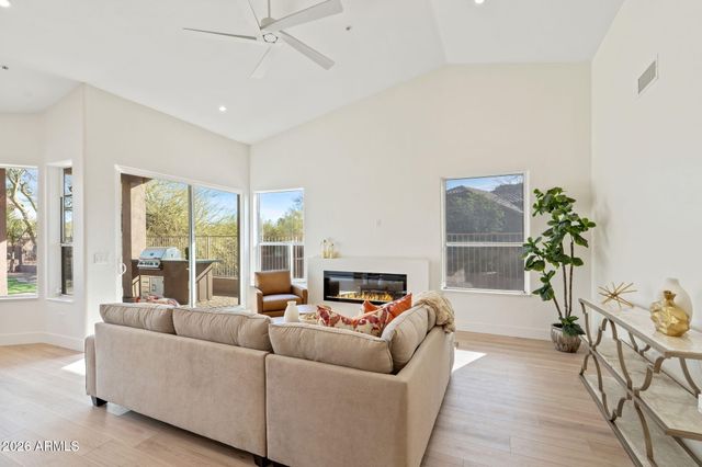 11222 E OBERLIN Way, Scottsdale, AZ 85262