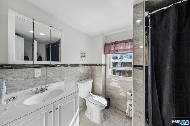 416 Frankfort Street, Orange, NJ 07050