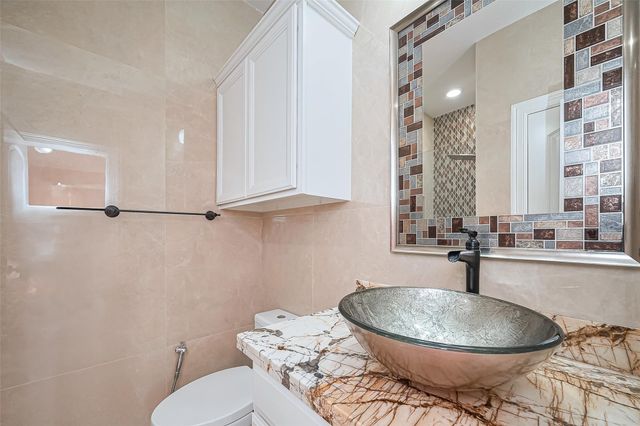 5411 Oban Terrace Lane, Sugar Land, TX 77479