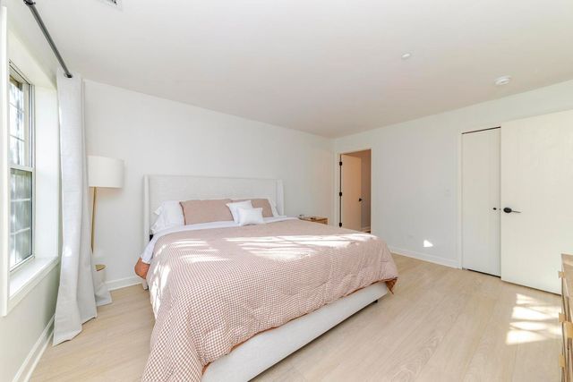 1408 W Crane Street 5, Arlington Heights, IL 60004