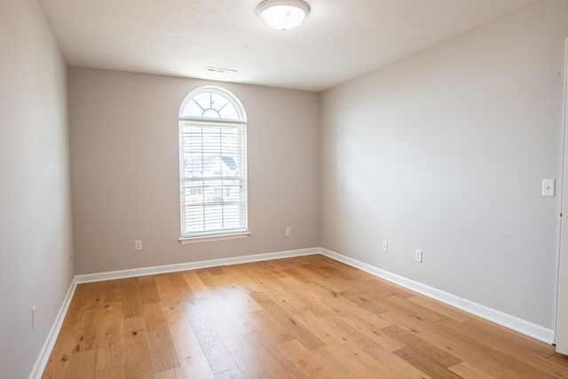 8706 Flowerdale Drive, Chattanooga, TN 37421