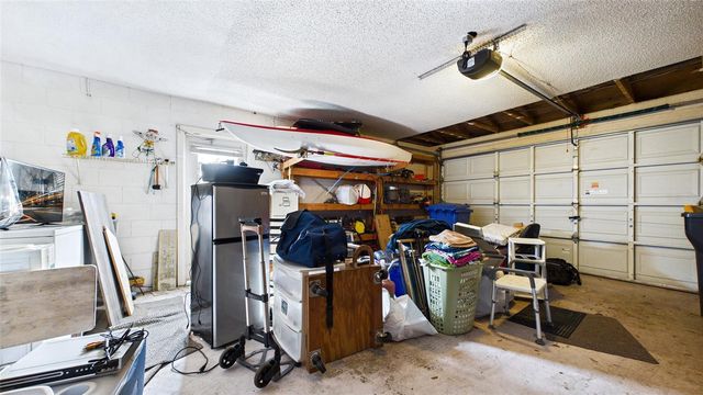 711 REGENT CIRCLE S, Brandon, FL 33511