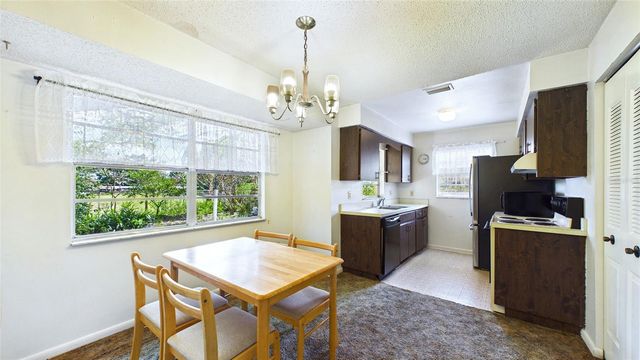 711 REGENT CIRCLE S, Brandon, FL 33511