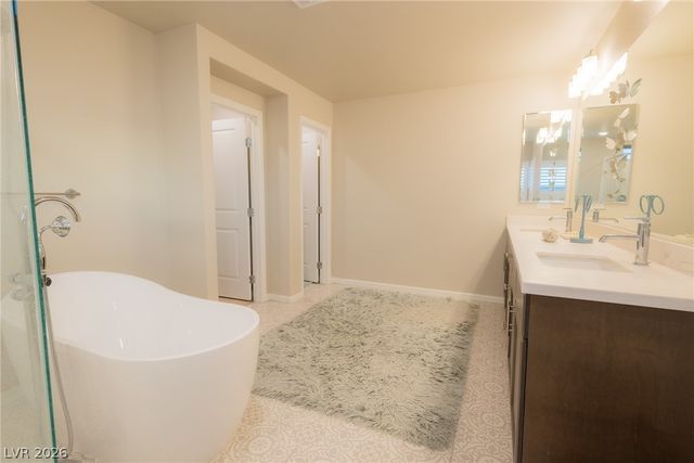 6844 Vista Roma Avenue, Las Vegas, NV 89139