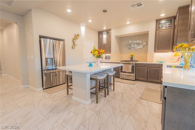 6844 Vista Roma Avenue, Las Vegas, NV 89139